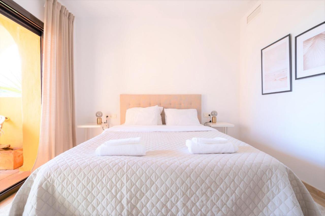 9 Penthouse With Amazing Sea Views, Close To Golf Manilva Duquesa Ngoại thất bức ảnh